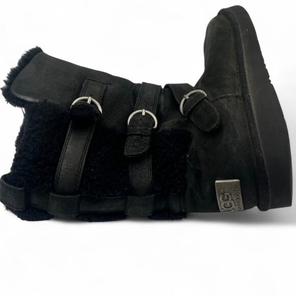 UGG | 7 | Becket Water Resistance Sherpa Suede Boots Womens Black Winter - Picture 4 of 6